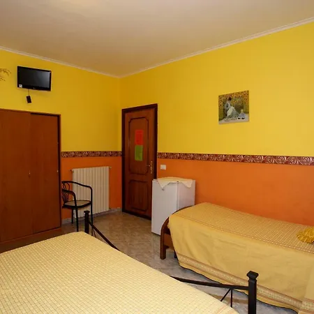Dolce Affittacamere Anzio